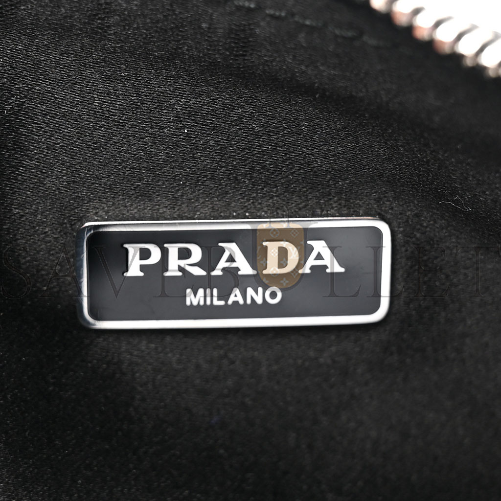 PRADA SATIN CRYSTAL RE-EDITION 2005 SHOULDER BAG CRISTAL (22*17*6cm) PRADA SATIN CRYSTAL RE-EDITION 2005 SHOULDER BAG CRISTAL (22*17*6cm)