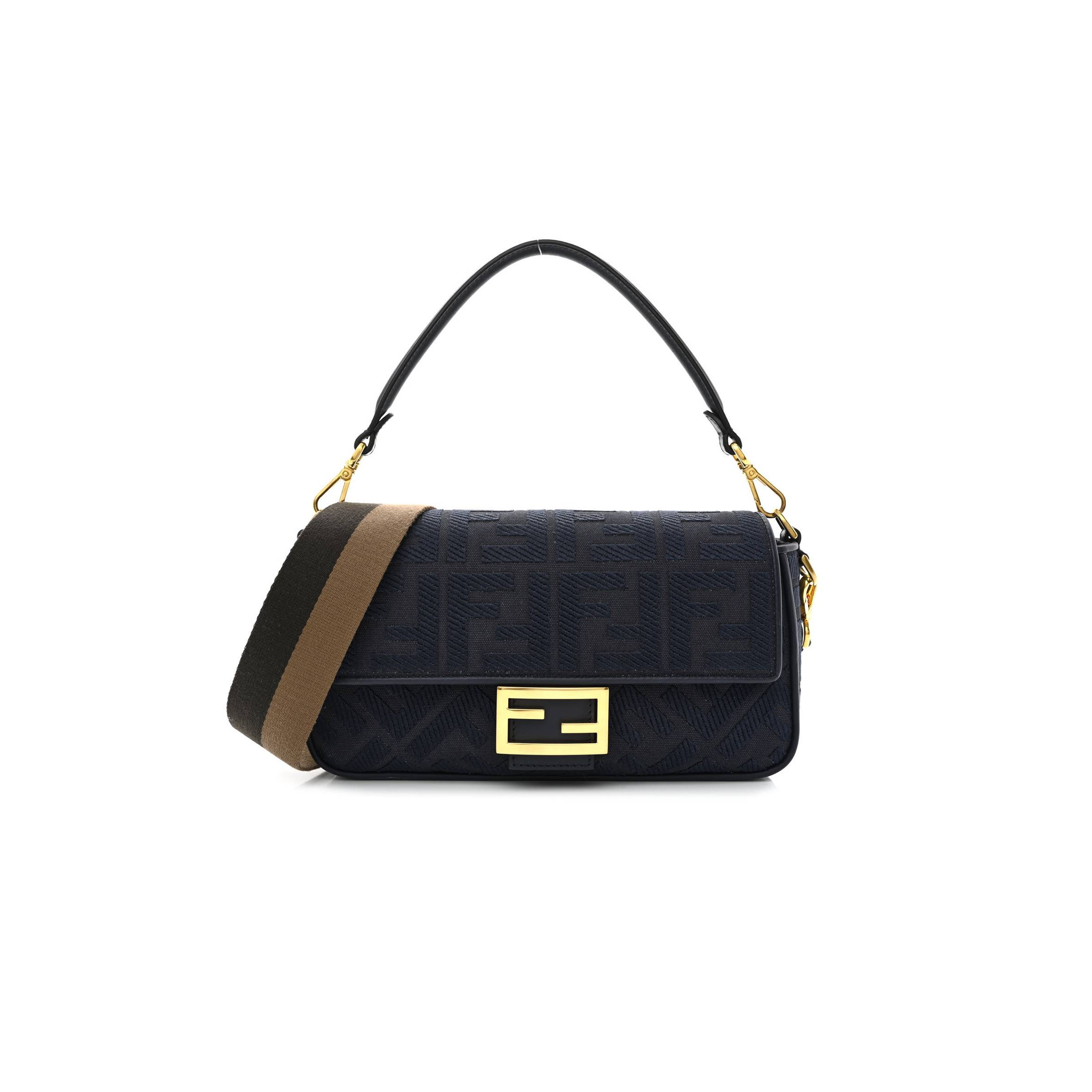 FENDI CANVAS VITELLO KING BI-COLOR STRAP FF EMBROIDERED BAGUETTE MIDNIGHT (27*16*6cm) FENDI CANVAS VITELLO KING BI-COLOR STRAP FF EMBROIDERED BAGUETTE MIDNIGHT (27*16*6cm)