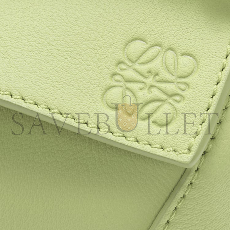 LOEWE MINI PUZZLE EDGE BAG IN CLASSIC CALFSKIN A510P88X26-3916 (18*12.5*8cm)