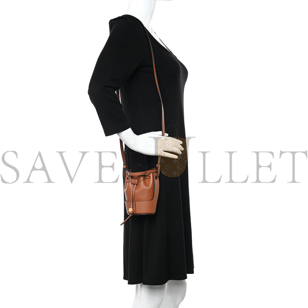 LOEWE CALFSKIN BALLOON NANO BUCKET BAG TAN (14*9*5cm) LOEWE CALFSKIN BALLOON NANO BUCKET BAG TAN (14*9*5cm)