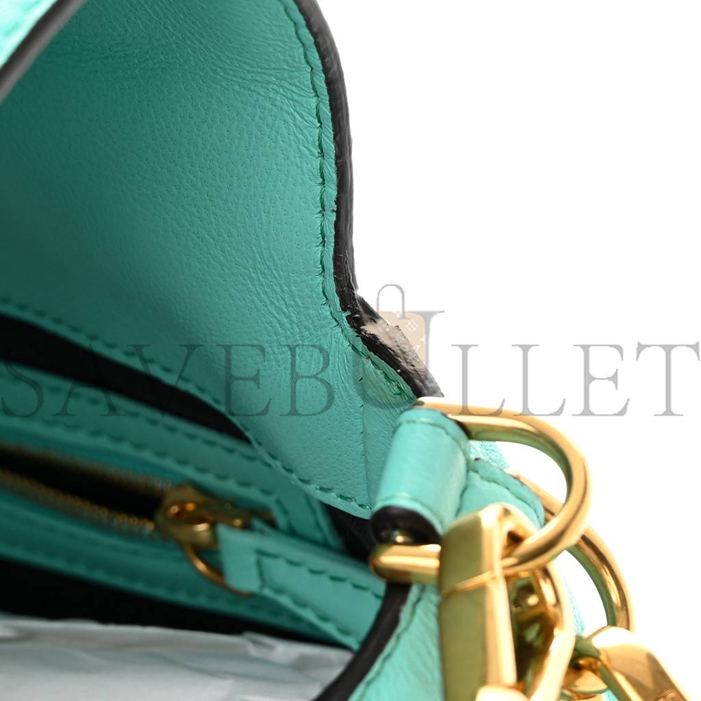 FENDI NAPPA FF 1974 EMBOSSED BAGUETTE SPRING TURQUOISE (27*15*5cm) FENDI NAPPA FF 1974 EMBOSSED BAGUETTE SPRING TURQUOISE (27*15*5cm)