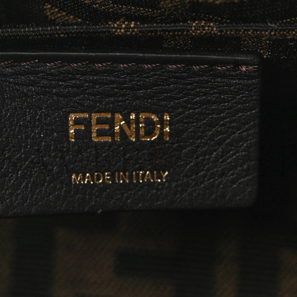 FENDI VITELLO KING PLEXIGLASS LOGO EMBOSSED MINI BY THE WAY TOP HANDLE BOSTON BAG TORTORA (18*11*8cm) FENDI VITELLO KING PLEXIGLASS LOGO EMBOSSED MINI BY THE WAY TOP HANDLE BOSTON BAG TORTORA (18*11*8cm)